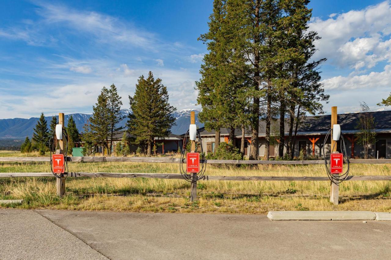 Headwaters Lodge At Eagle Ranch Resort Invermere Exterior foto